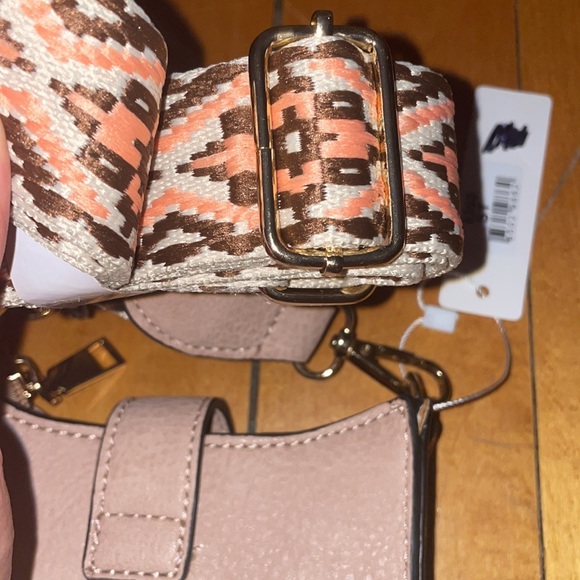 NWT crossbody bag - Picture 3 of 4